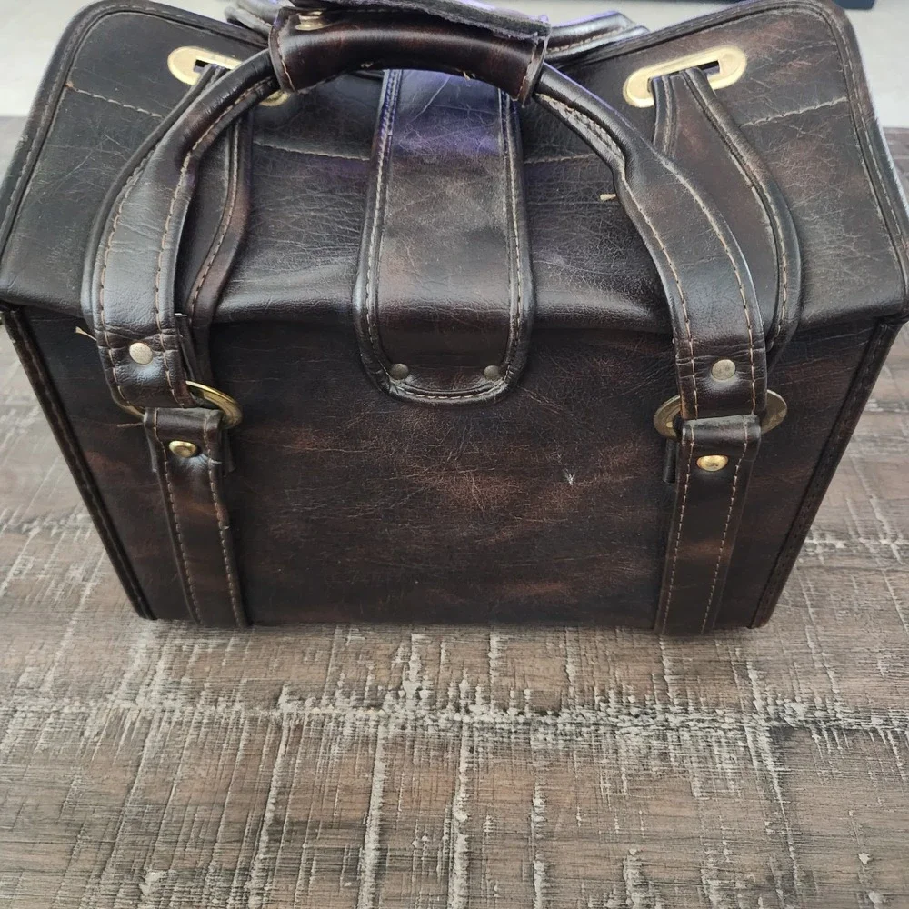 Vintage Leather Camera Bag With Flashes And Accessories